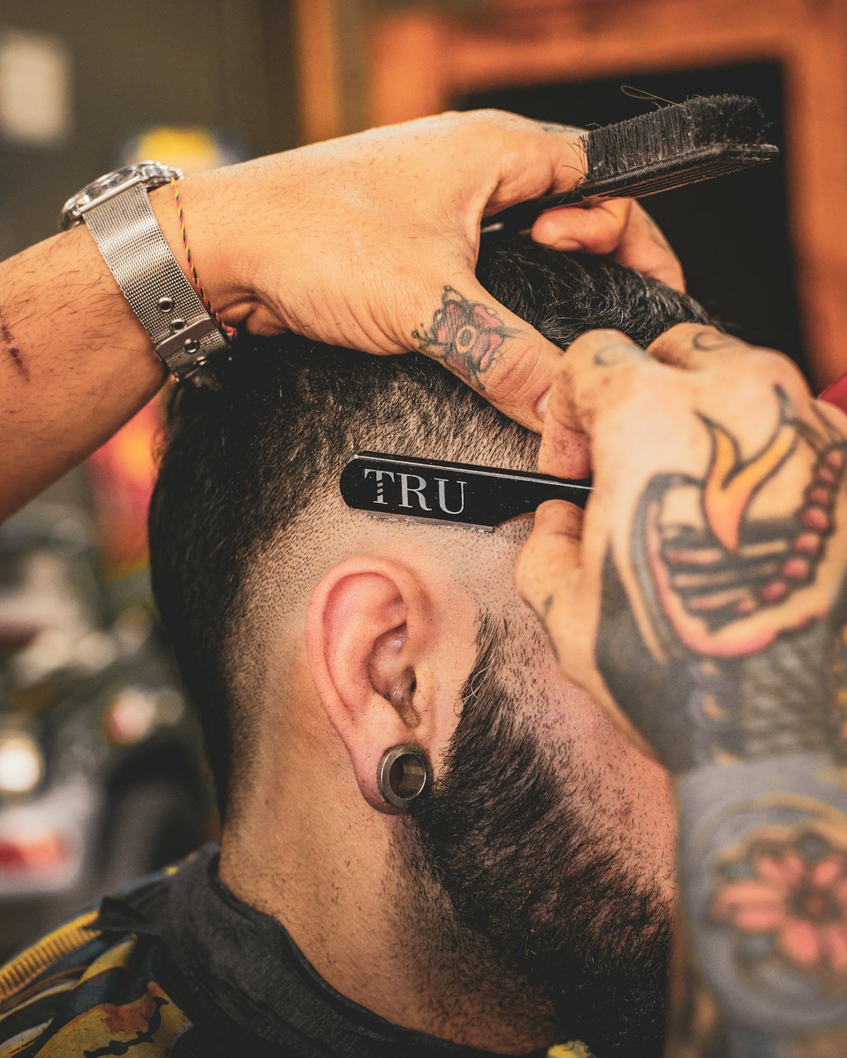 Lou finishing a straight razor line up